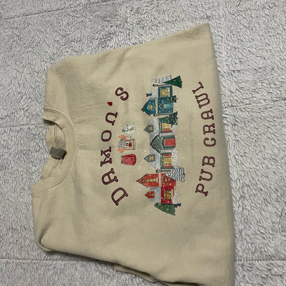 The Vampire Diaries crewneck Christmas themed!